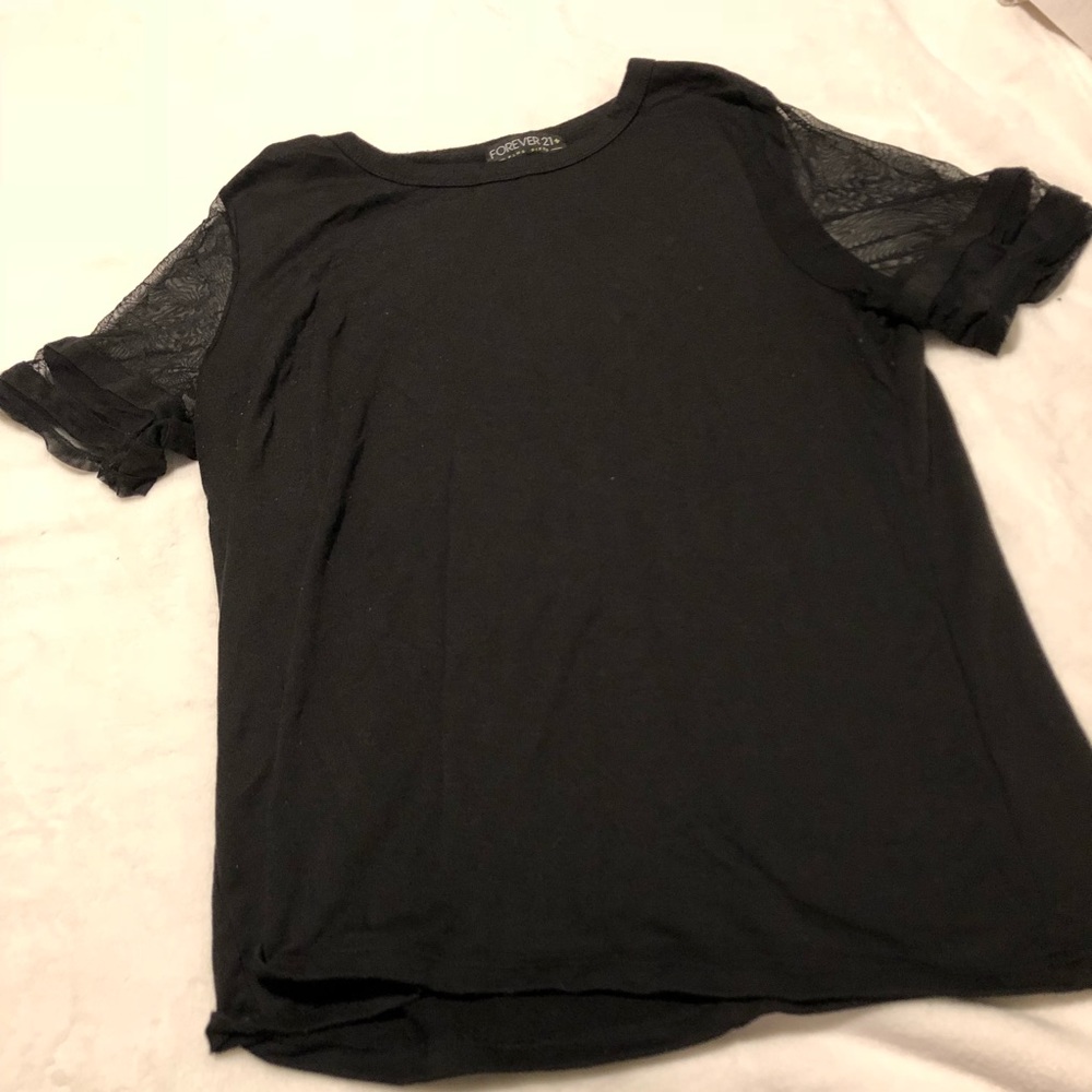 Mesh sleeve t shirt